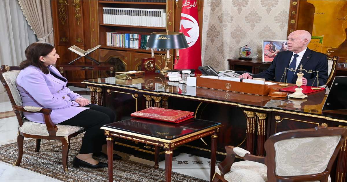 قيس سعّيد: لا بدّ من مواصلة الحرب ضد الفساد والمفسدين في كل مكان