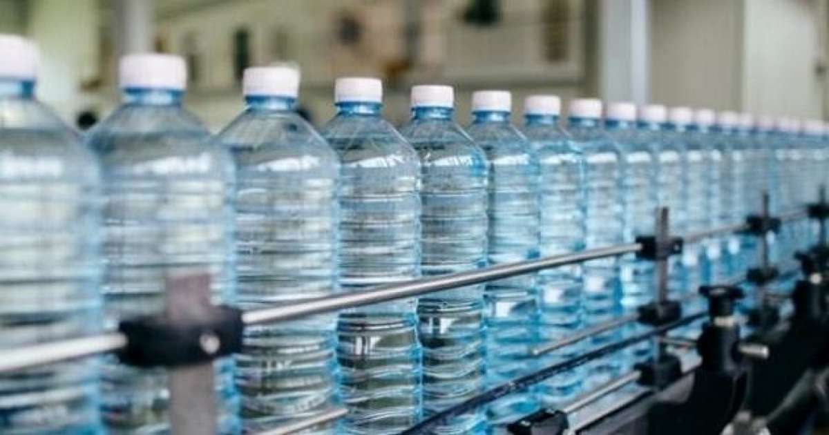 فاق الملياران:  الكشف عن حجم الاستهلاك الوطني للمياه المعلبة في تونس