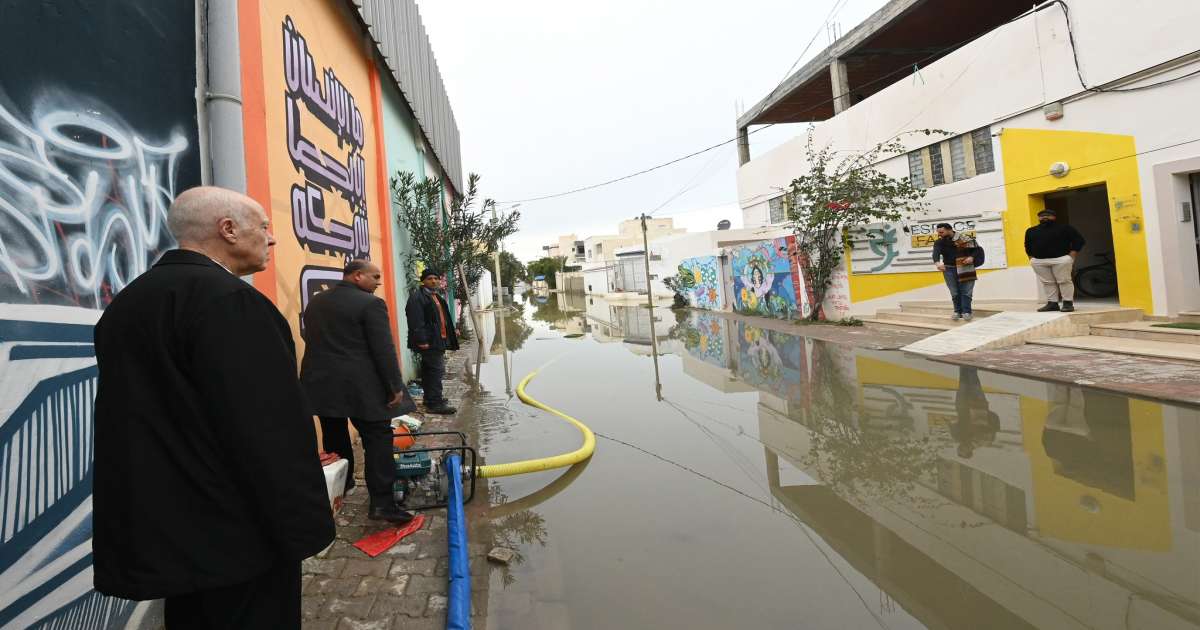 رئيس الجمهوريّة:  تراكم المياه مردّه الفساد والتخريب وغياب التهيئة العمرانية