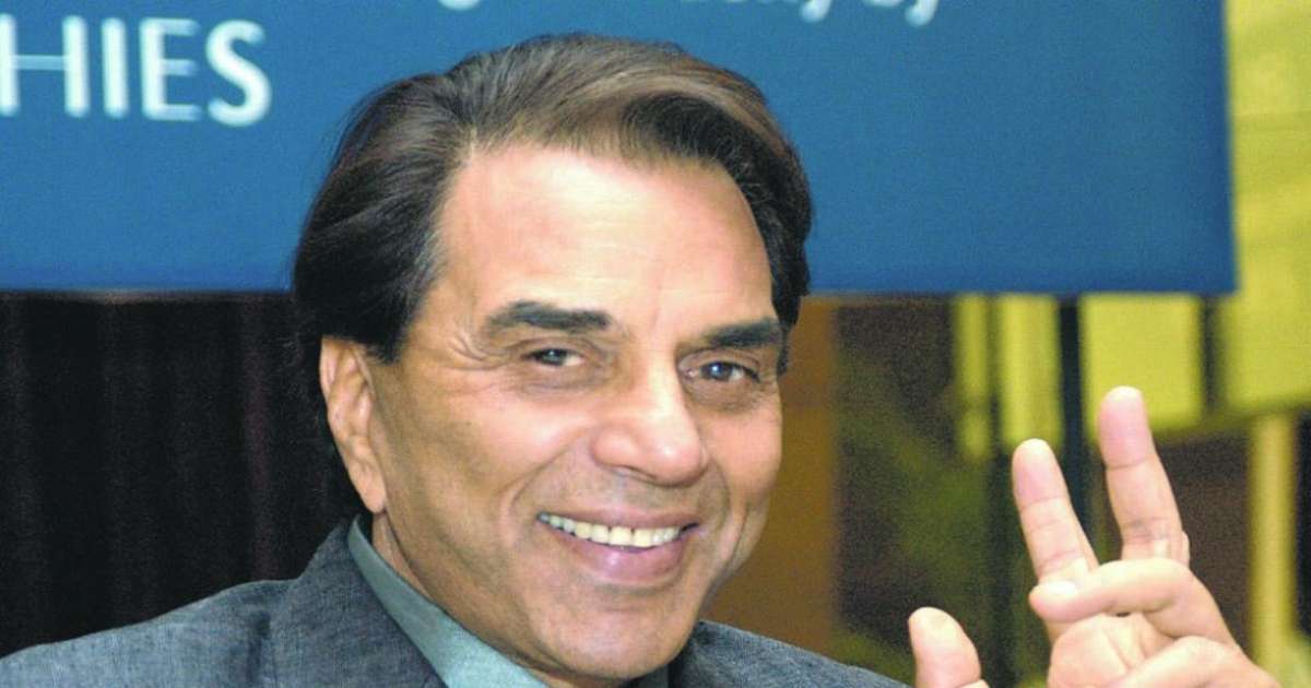 وفاة أسطورة السينما الهندية.. دارمندرا