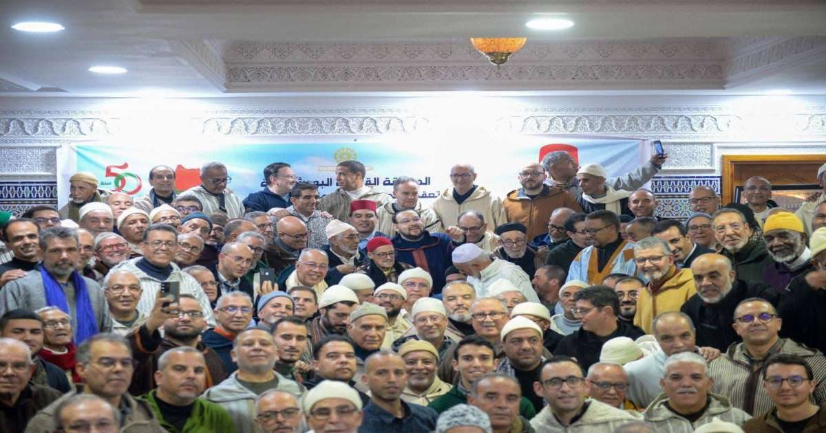 أوروبيون وافارقة يشاركون في ذكري قطب صوفية المغرب حمزة البودشيشي