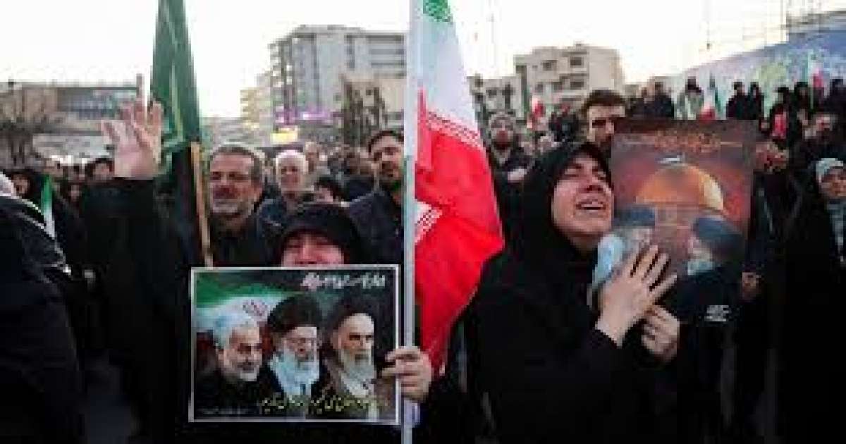 إيران تؤجّل مراسم التشييع الوطني لخامنئي